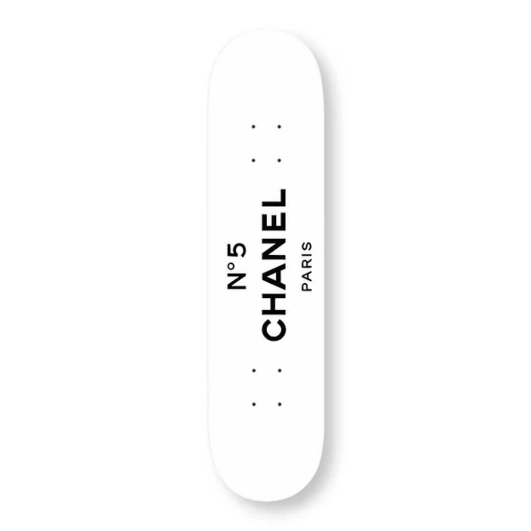 Planche Chanel
