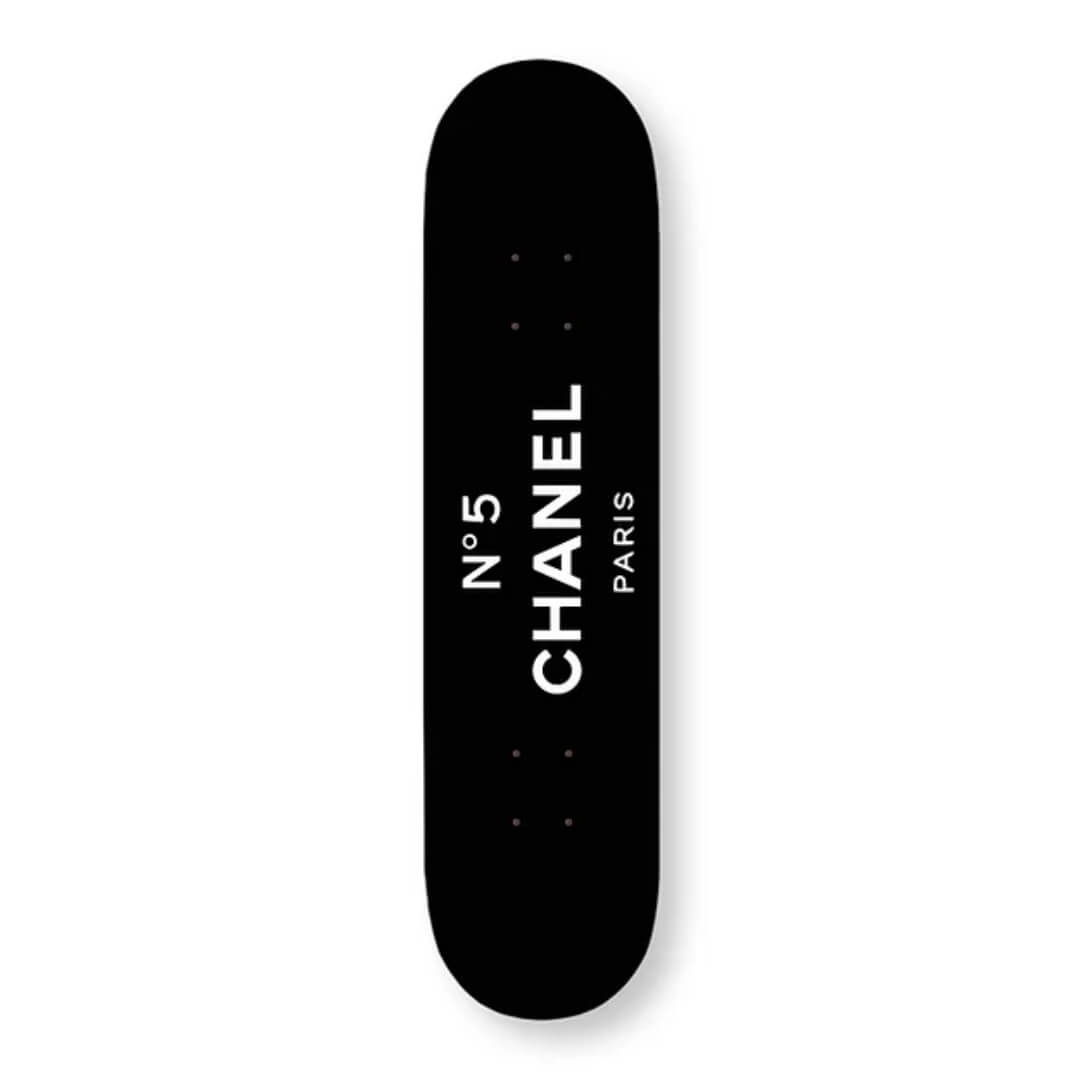 Planche Chanel